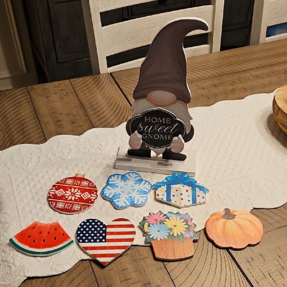 Gnome Decor with Seasonal Coasters